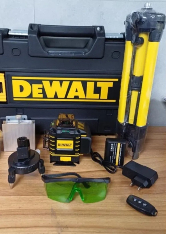 تراز لیزری ۳۶۰ درجه نور سبز شارژی طرح دیوالت مدل TM-4D21VF